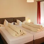 Διαμέρισμα Lutonia Ζόλντεν
