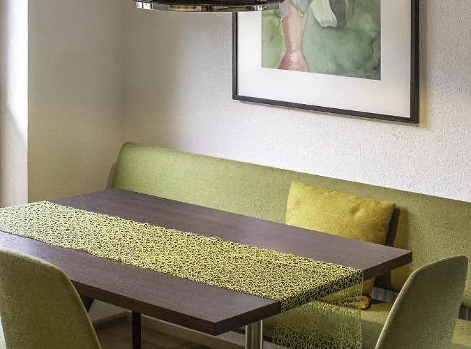 Lutonia * Зёльден